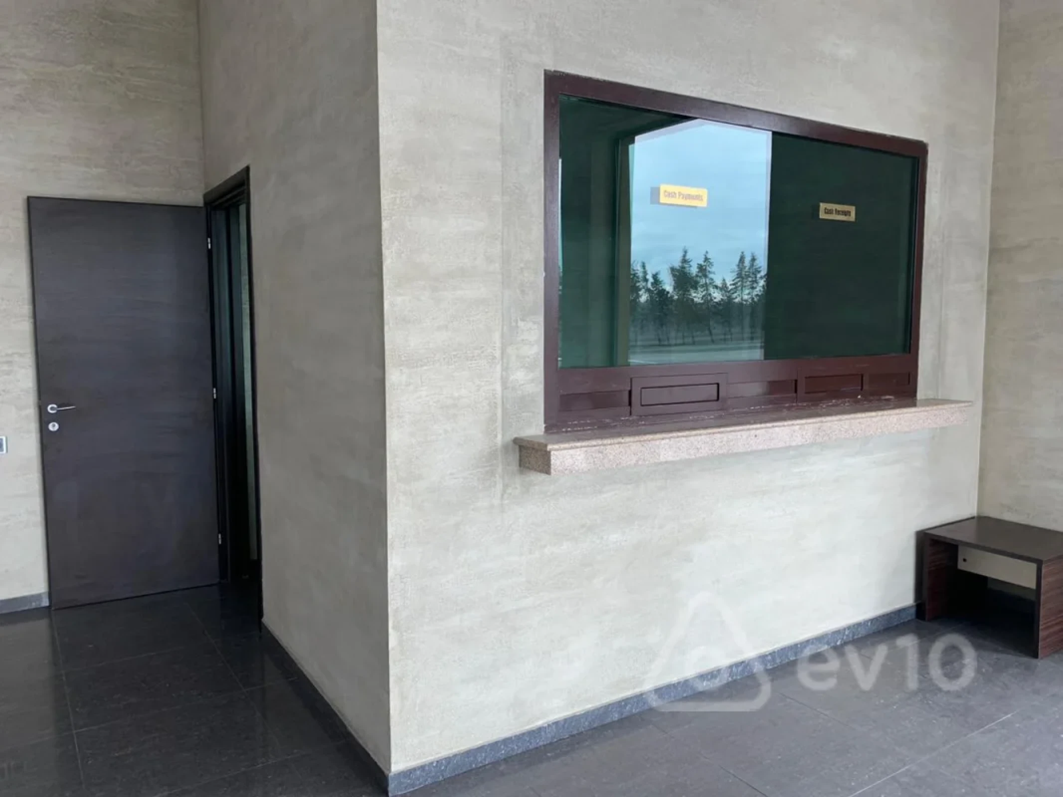 Kirayə verilir 10 otaqlı ofis 360 m²