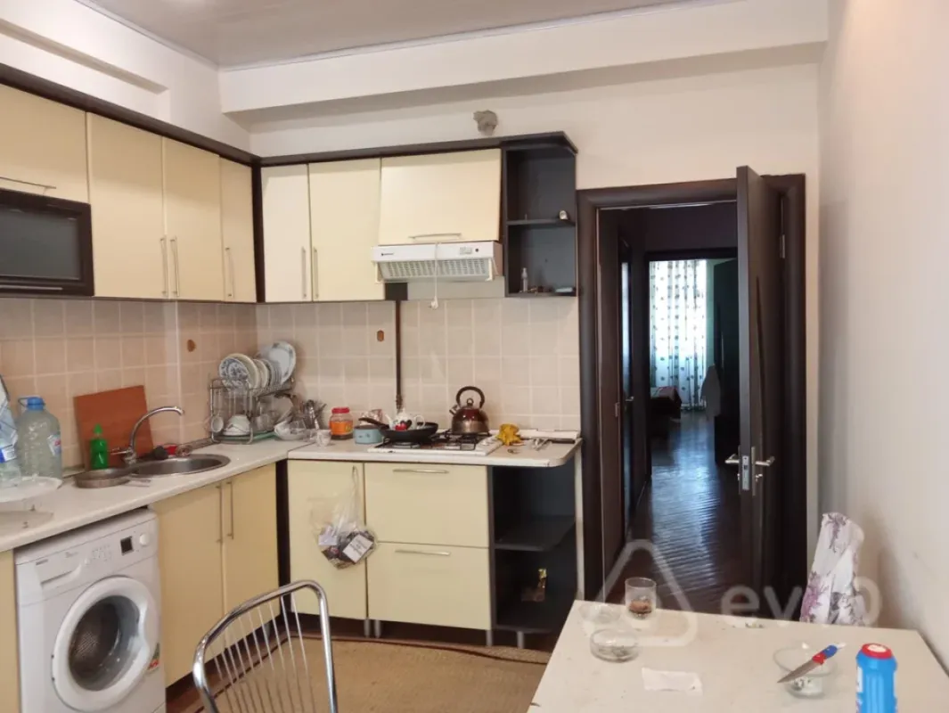 Kirayə verilir 2 otaqlı yeni tikili 100 m²