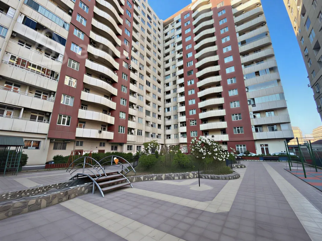 Kirayə verilir 2 otaqlı yeni tikili 100 m²