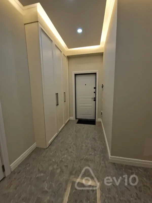 Satılır 2 otaqlı yeni tikili 68 m²