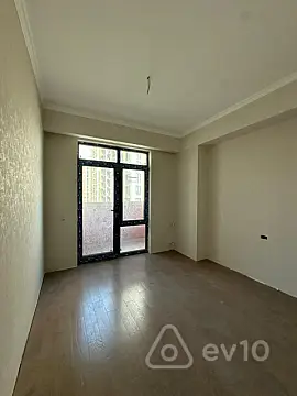 Satılır 3 otaqlı yeni tikili 86 m²