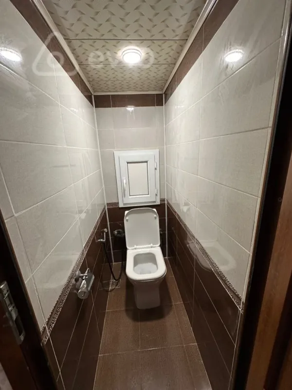 Kirayə verilir 3 otaqlı köhnə tikili 80 m²