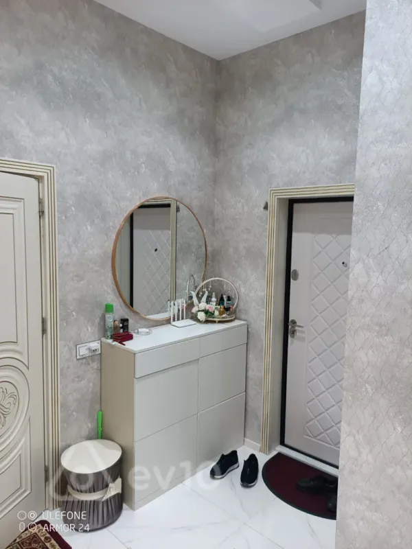 Satılır 2 otaqlı yeni tikili 71 m²