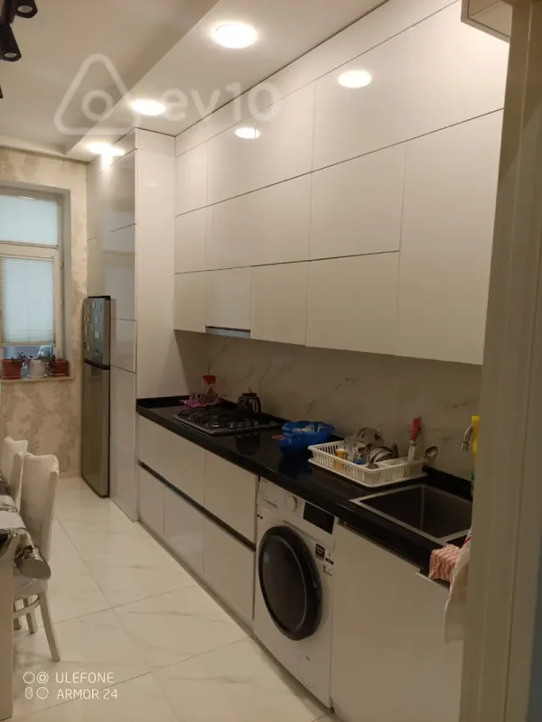 Satılır 2 otaqlı yeni tikili 71 m²