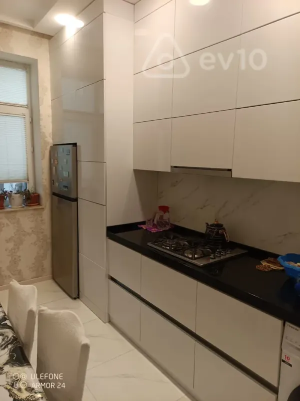 Satılır 2 otaqlı yeni tikili 71 m²