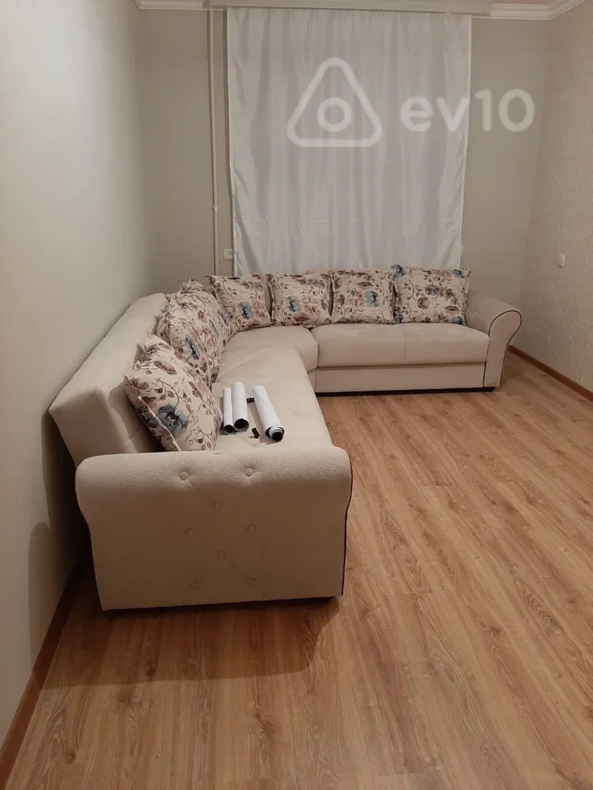 Kirayə verilir 3 otaqlı köhnə tikili 70 m²