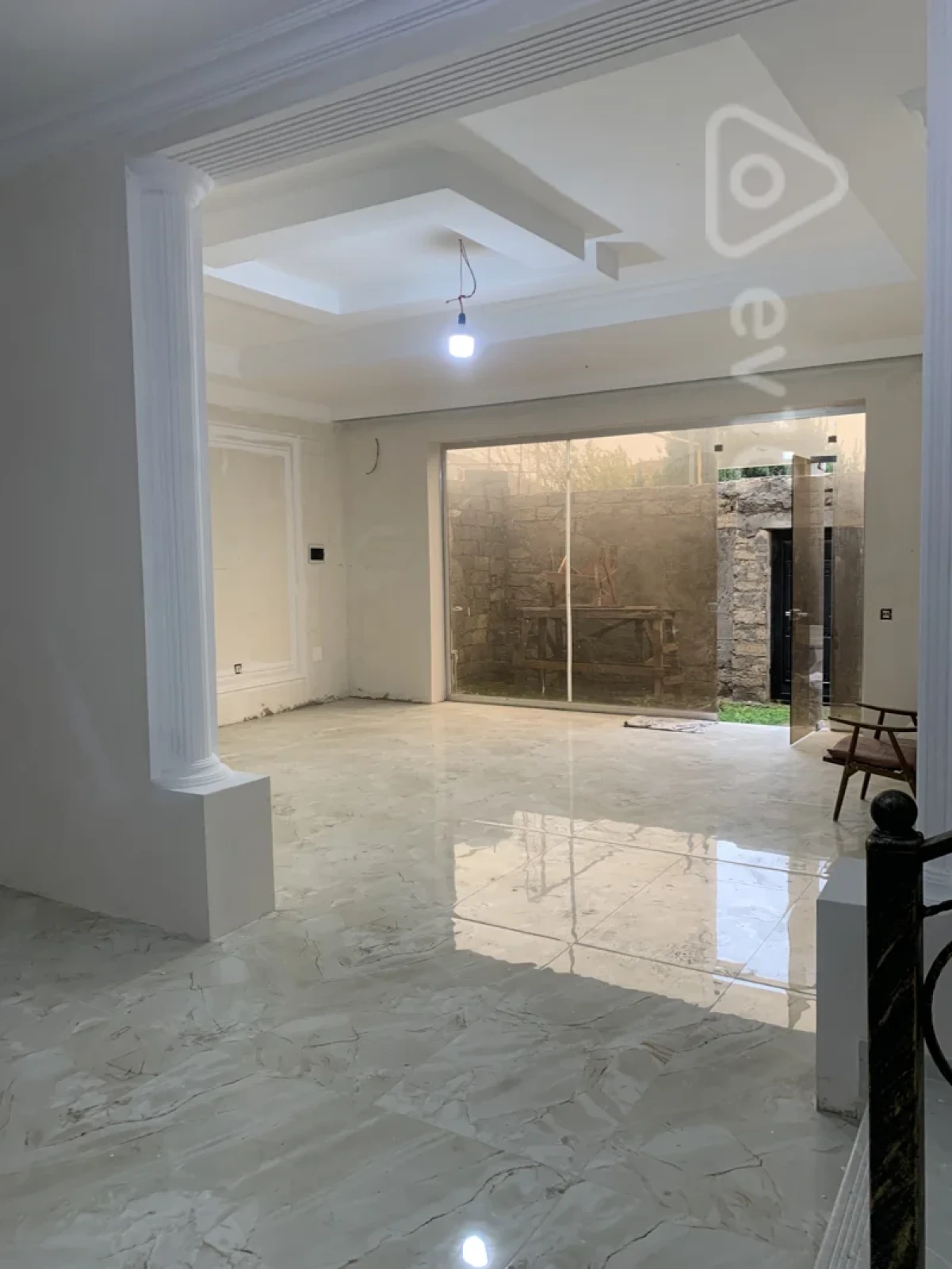 Satılır 4 otaqlı həyət evi 180 m²