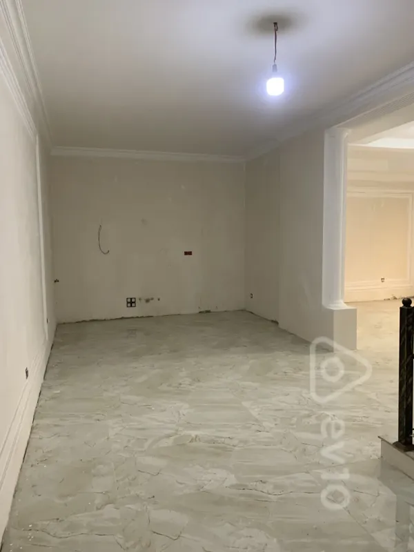 Satılır 4 otaqlı həyət evi 180 m²