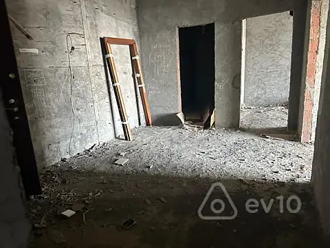 Satılır 3 otaqlı yeni tikili 133 m²