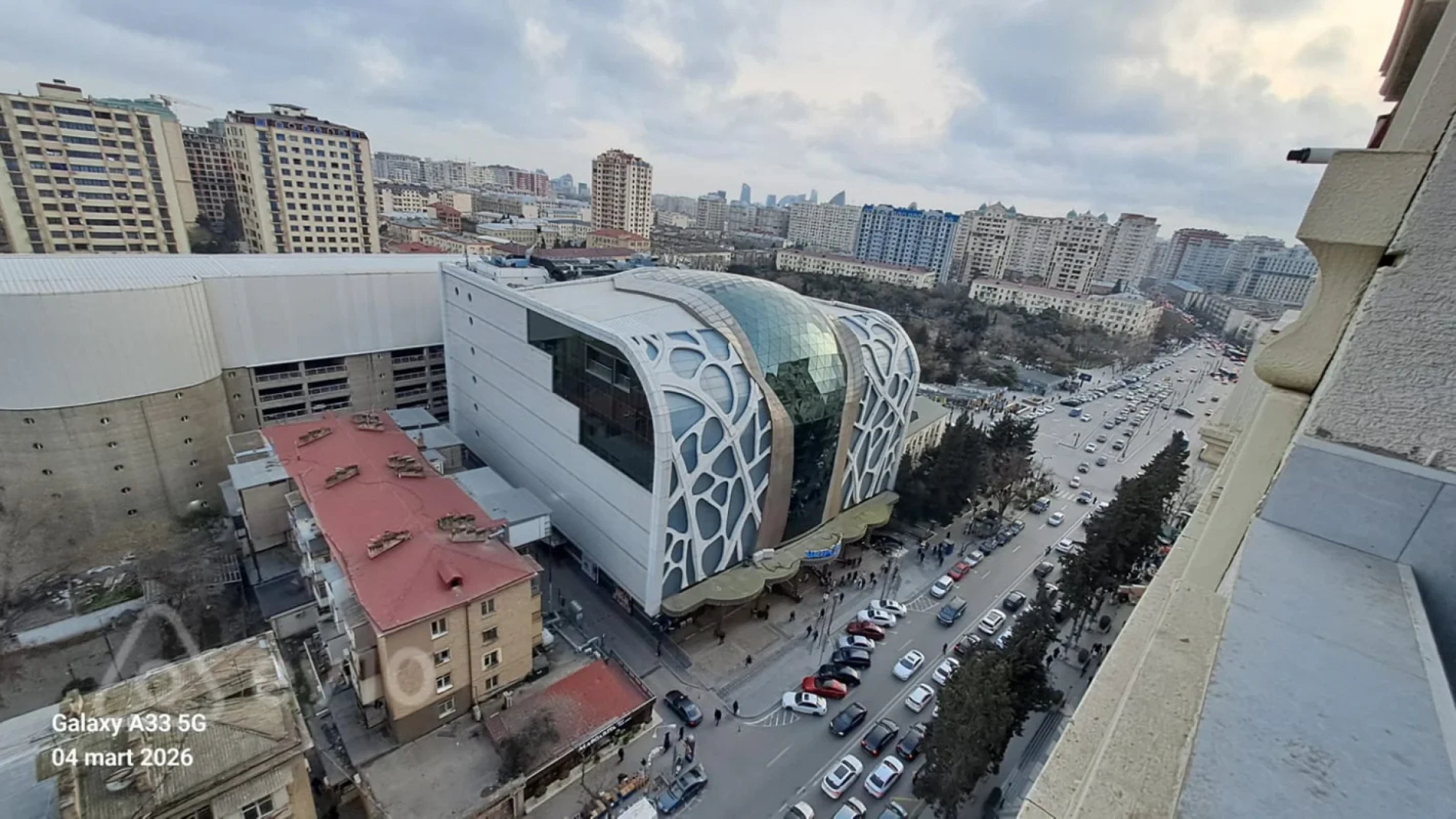 Kirayə verilir 2 otaqlı yeni tikili 60 m²