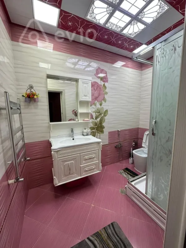 Kirayə verilir 2 otaqlı yeni tikili 80 m²