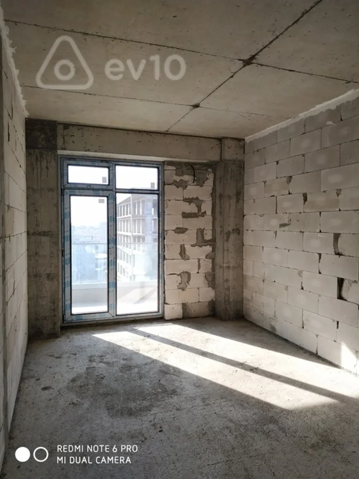 Satılır 4 otaqlı yeni tikili 178 m²