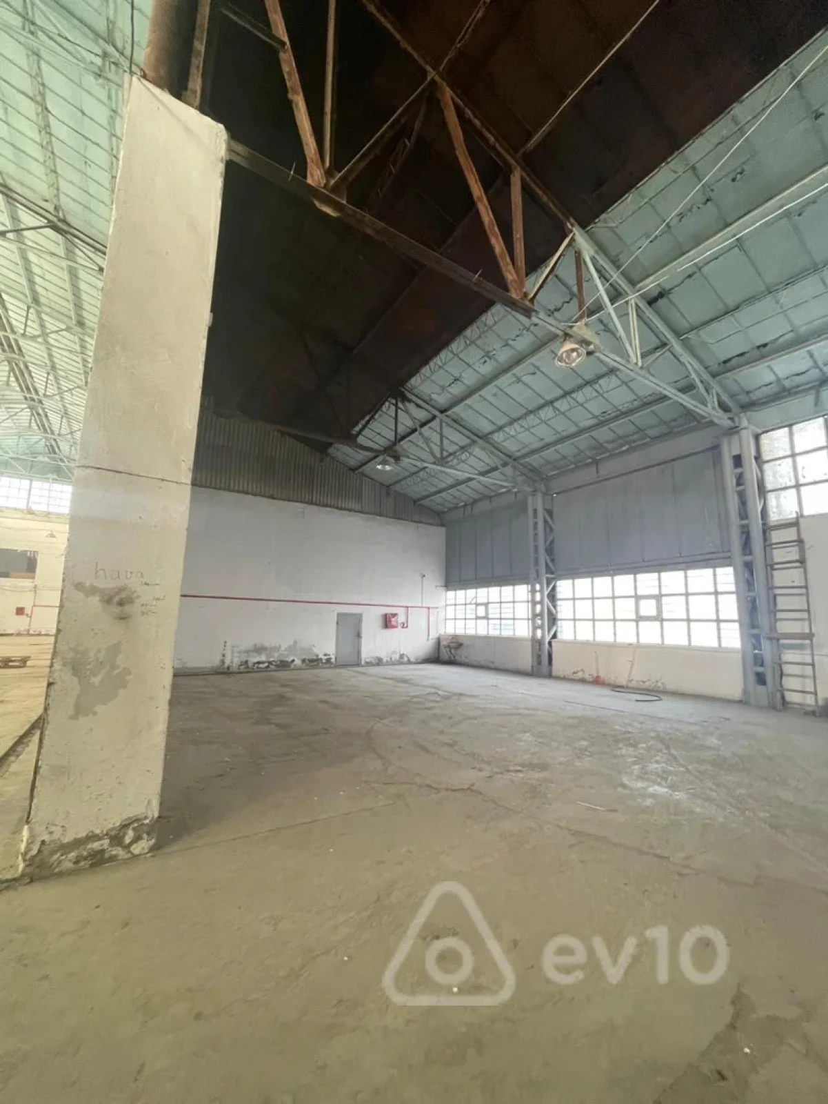 Kirayə verilir mənzil 100 m²