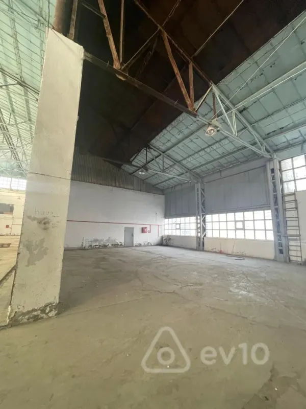 Kirayə verilir mənzil 100 m²