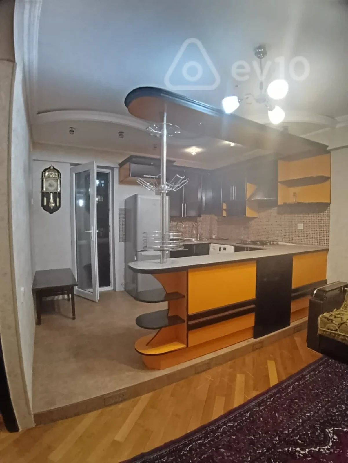 Kirayə verilir 2 otaqlı yeni tikili 70 m²