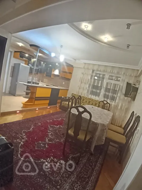 Kirayə verilir 2 otaqlı yeni tikili 70 m²