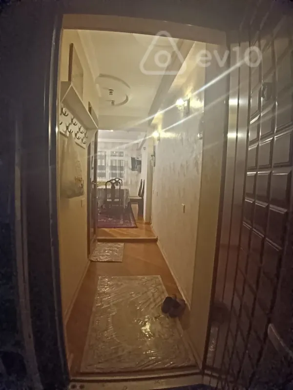 Kirayə verilir 2 otaqlı yeni tikili 70 m²