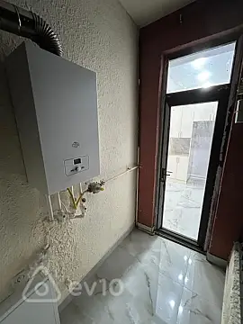 Satılır 2 otaqlı yeni tikili 70 m²