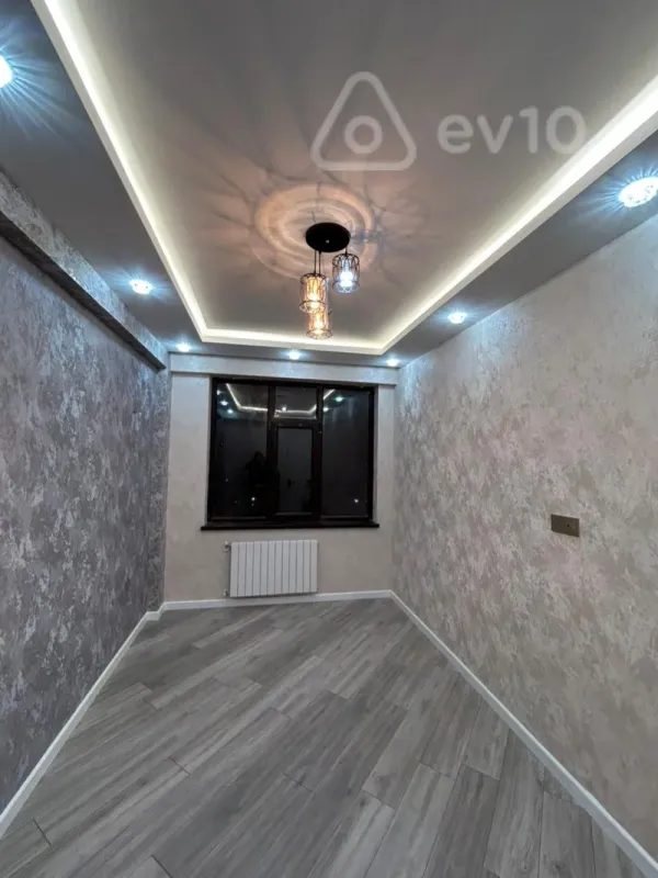 Satılır 2 otaqlı yeni tikili 70 m²