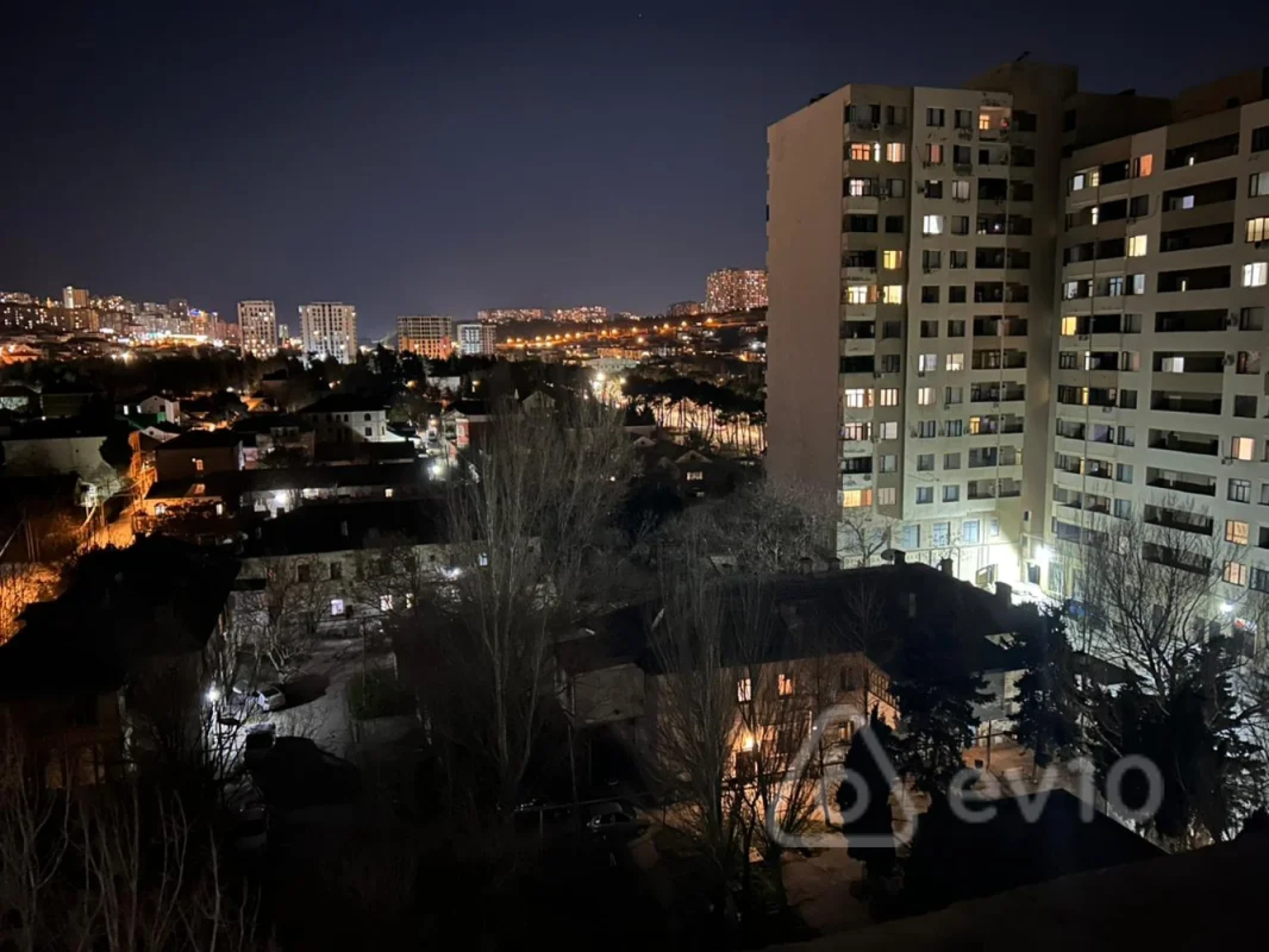 Satılır 2 otaqlı yeni tikili 70 m²