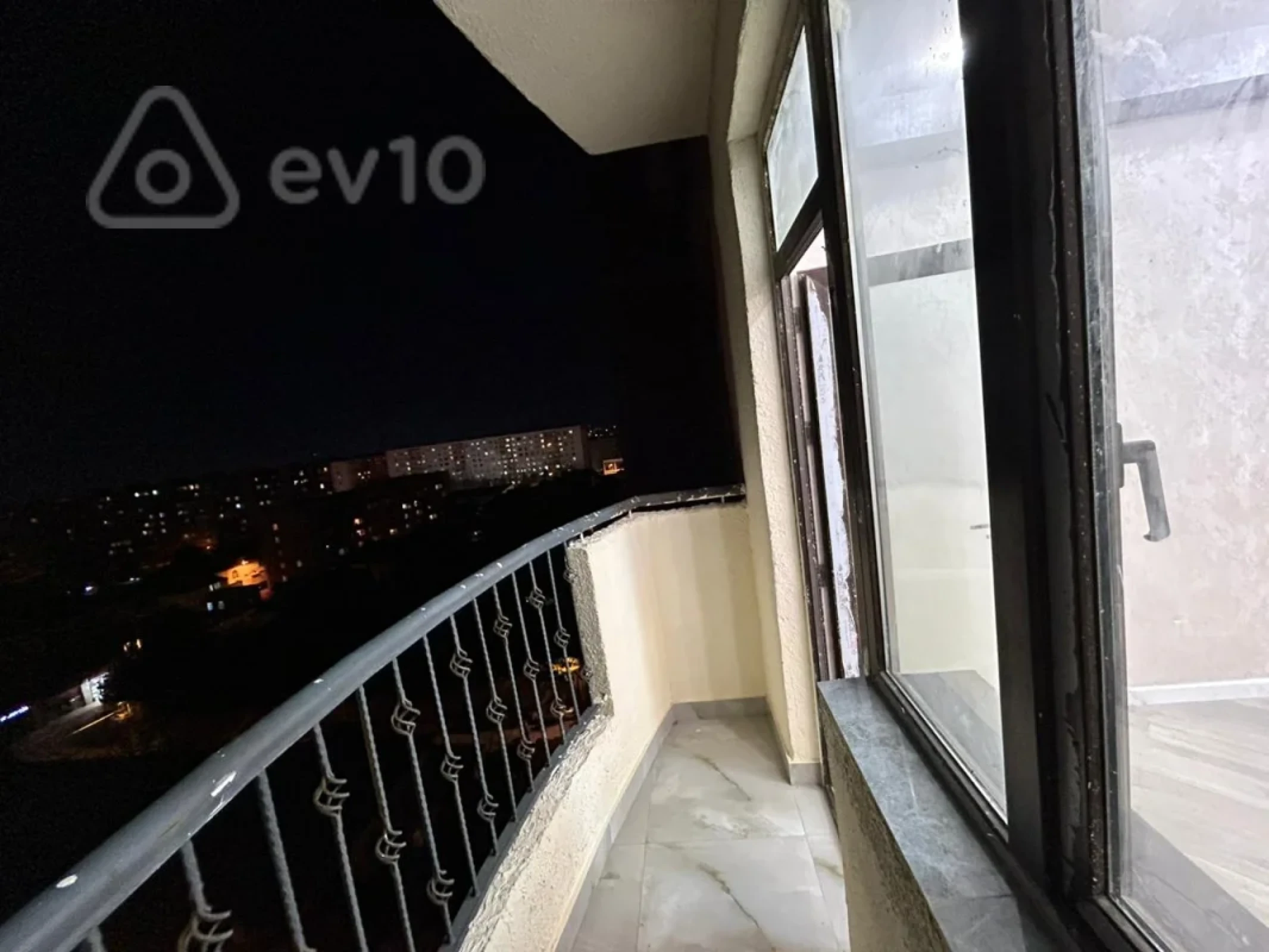 Satılır 2 otaqlı yeni tikili 70 m²