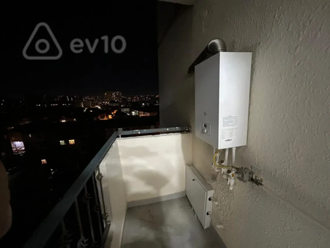 Satılır 2 otaqlı yeni tikili 70 m²