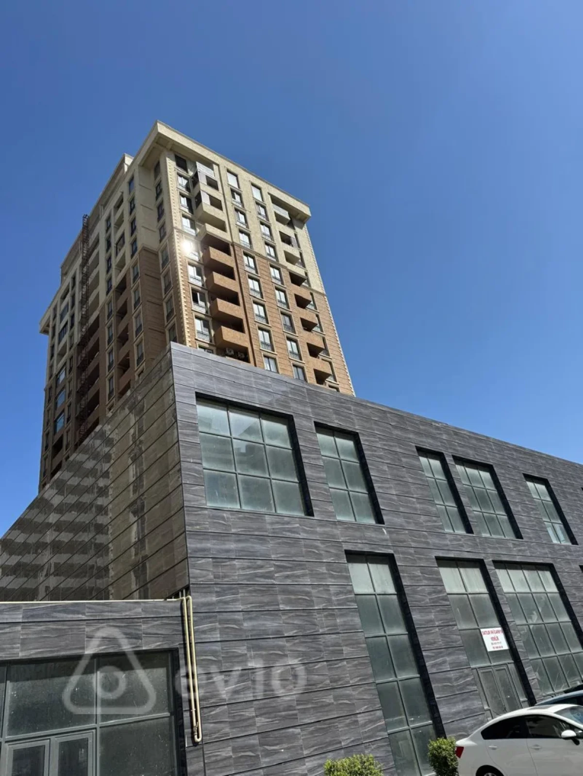 Kirayə verilir 3 otaqlı yeni tikili 110 m²