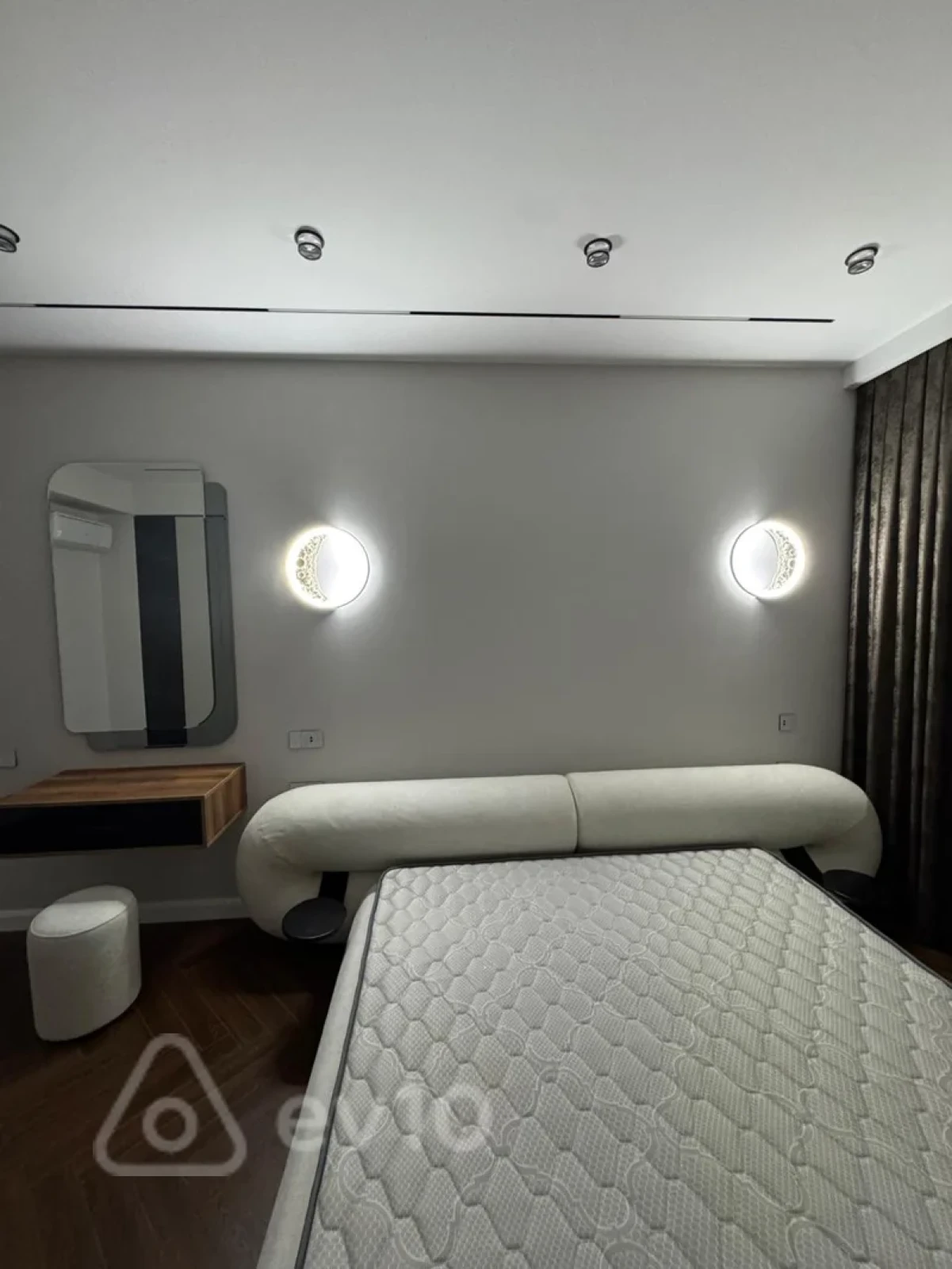 Kirayə verilir 3 otaqlı yeni tikili 110 m²