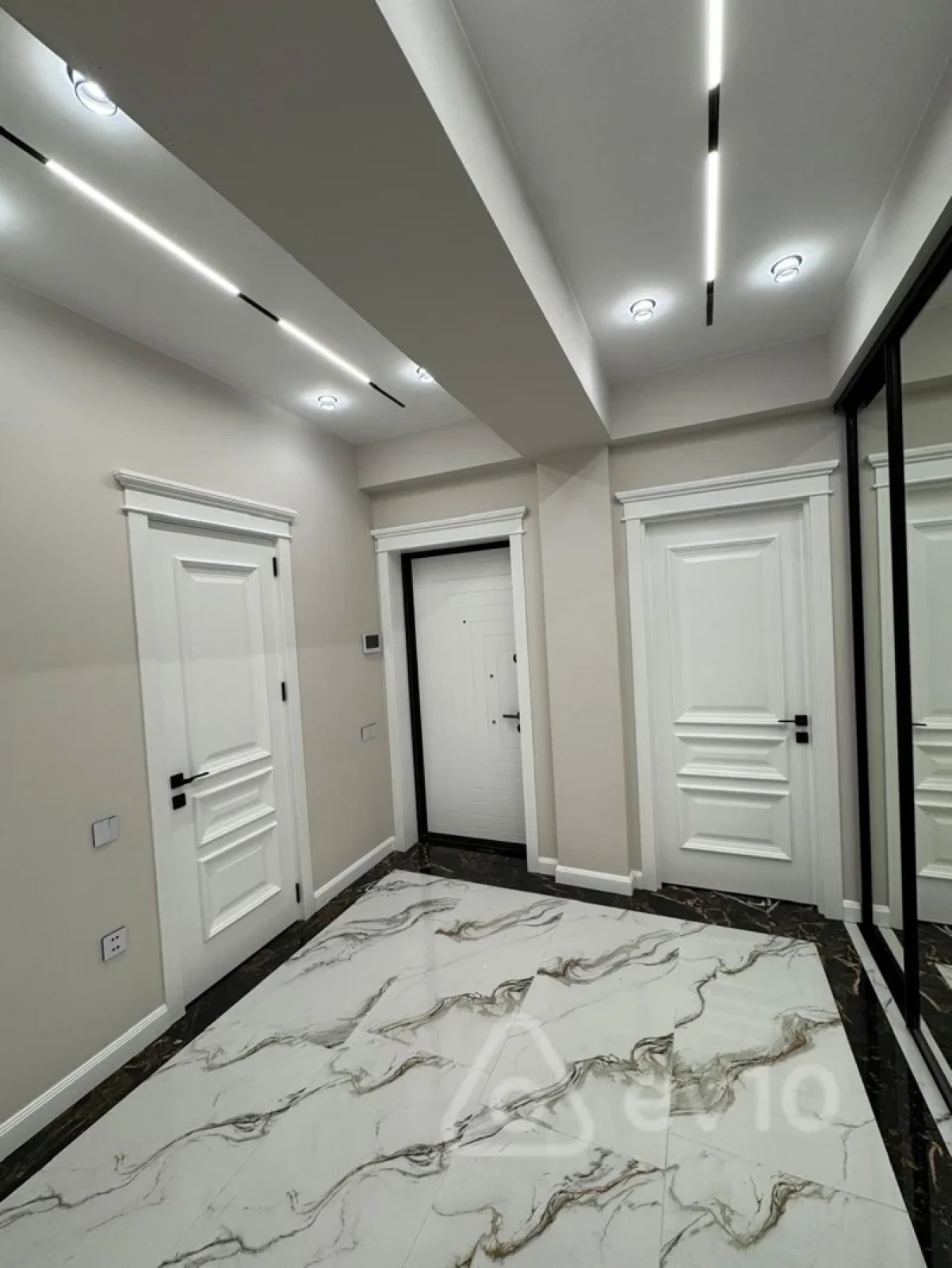 Kirayə verilir 3 otaqlı yeni tikili 110 m²