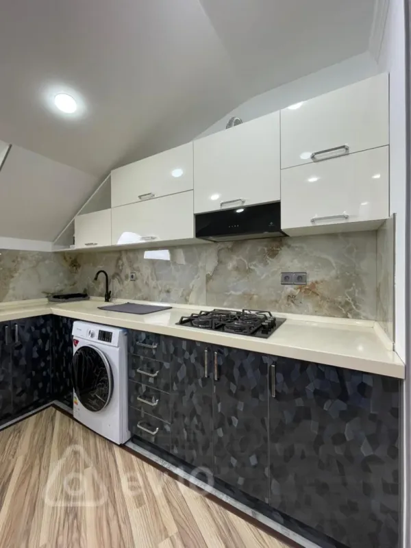 Kirayə verilir 3 otaqlı yeni tikili 82 m²