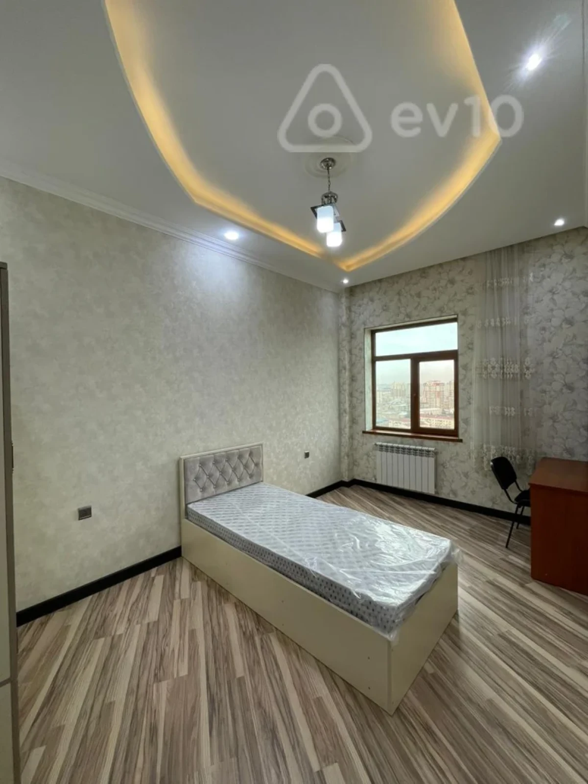 Kirayə verilir 3 otaqlı yeni tikili 82 m²