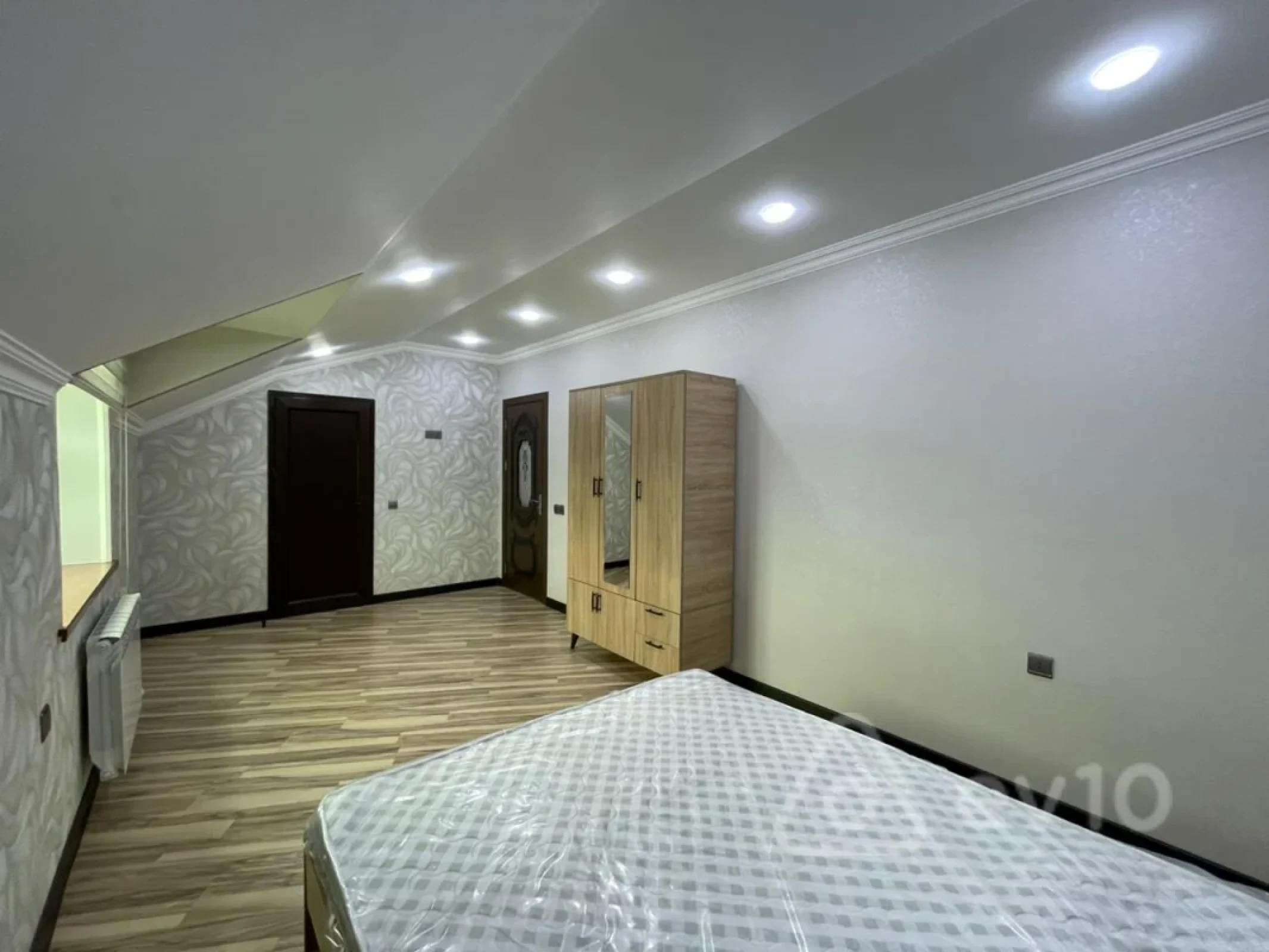 Kirayə verilir 3 otaqlı yeni tikili 82 m²