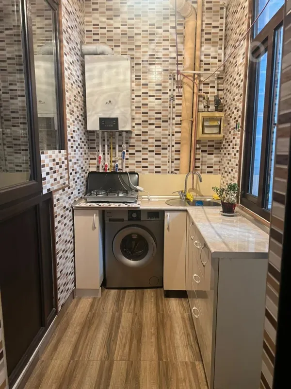 Satılır 2 otaqlı yeni tikili 60 m²
