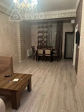 Satılır 2 otaqlı yeni tikili 60 m²