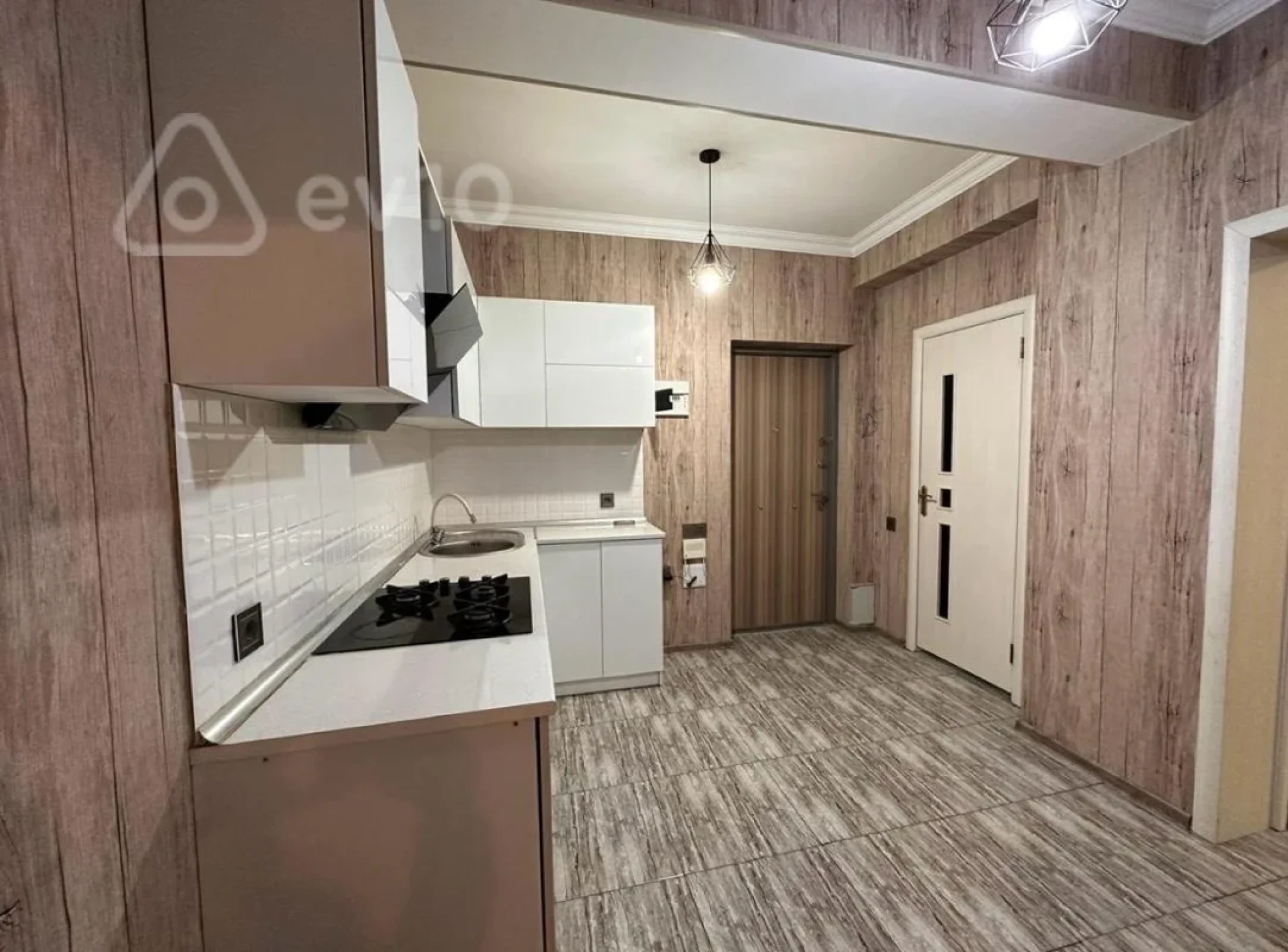 Kirayə verilir 2 otaqlı yeni tikili 60 m²