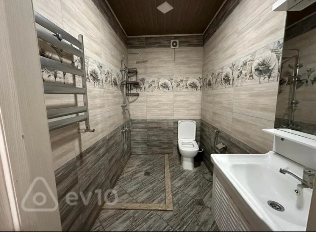 Kirayə verilir 2 otaqlı yeni tikili 60 m²