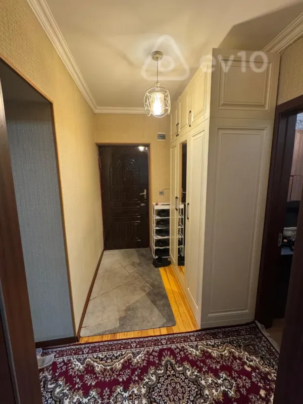 Satılır 3 otaqlı köhnə tikili 66 m²