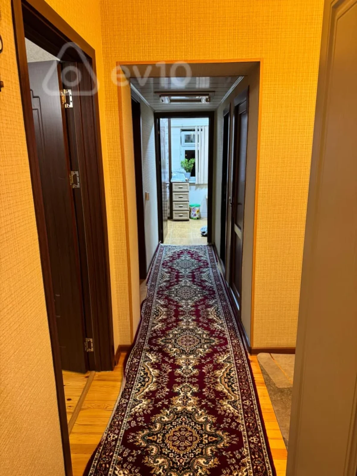 Satılır 3 otaqlı köhnə tikili 66 m²