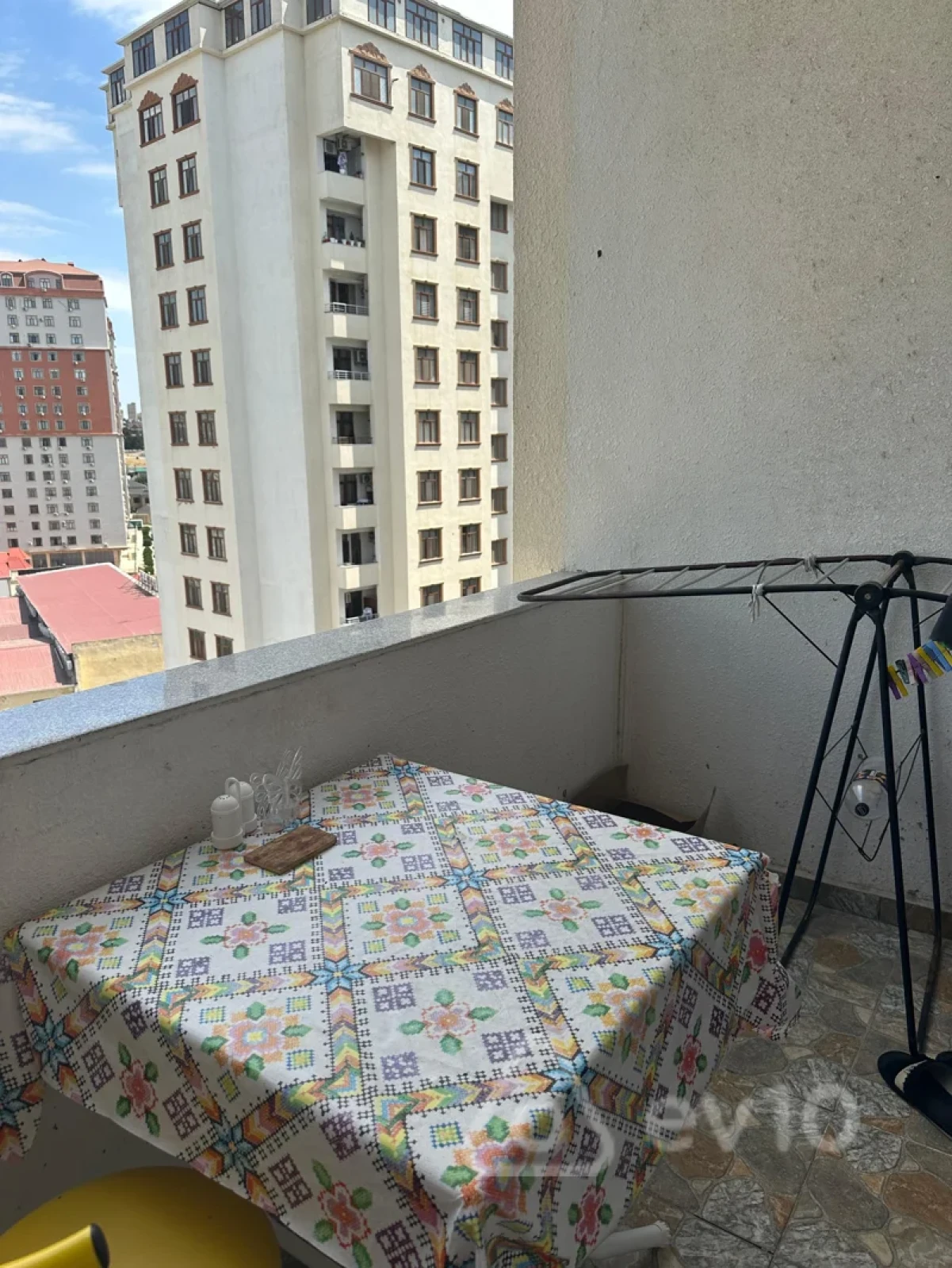 Kirayə verilir 2 otaqlı yeni tikili 74 m²