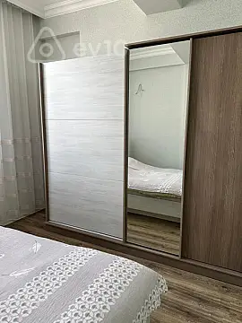 Kirayə verilir 2 otaqlı yeni tikili 74 m²