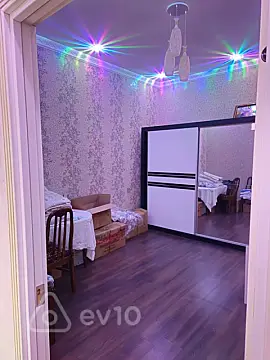 Kirayə verilir 4 otaqlı ofis 130 m²