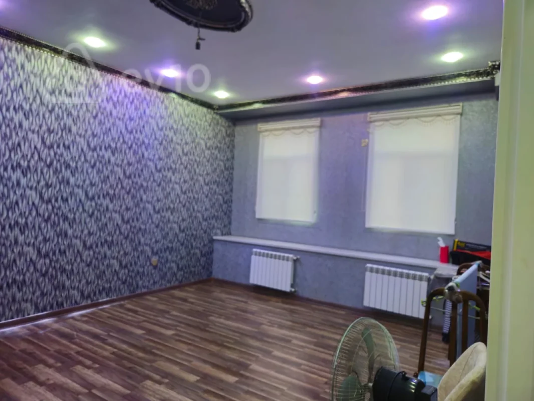 Kirayə verilir 4 otaqlı ofis 130 m²