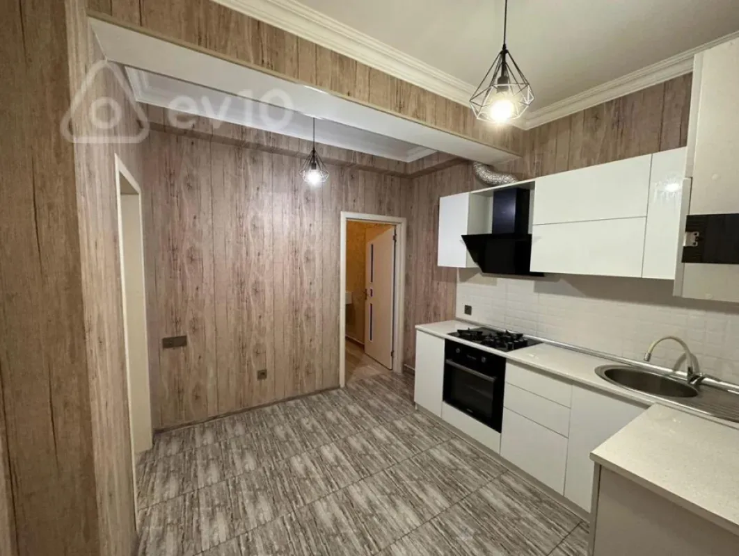 Kirayə verilir 2 otaqlı yeni tikili 56 m²