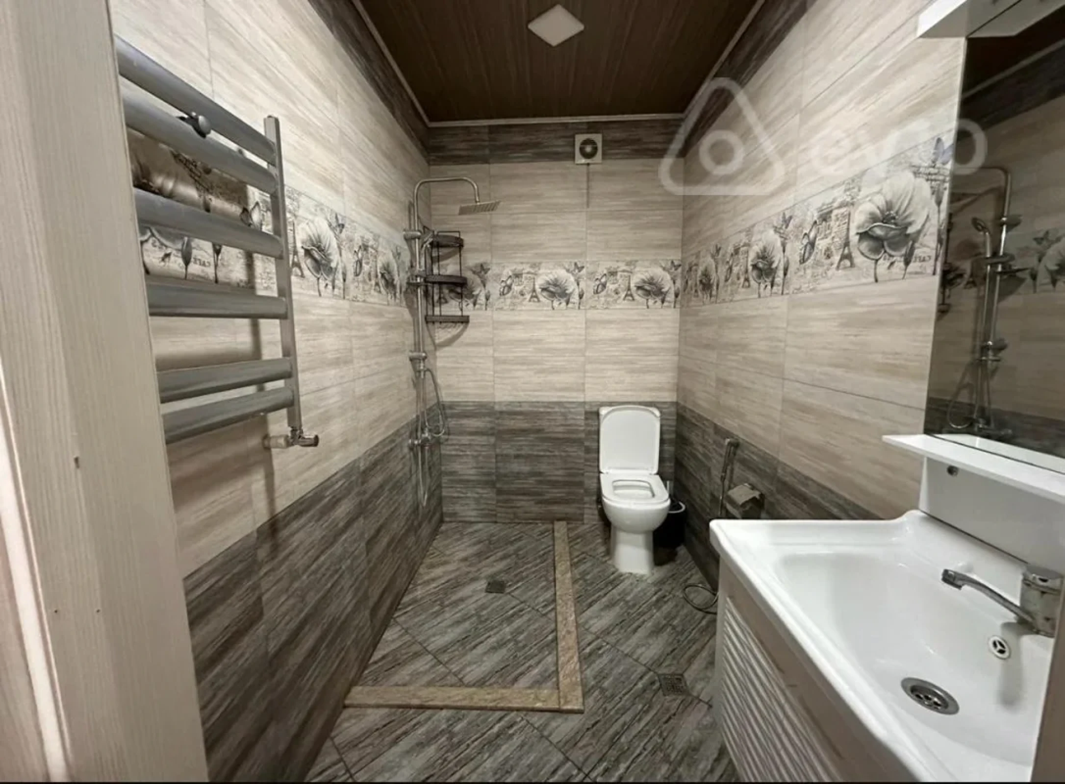 Kirayə verilir 2 otaqlı yeni tikili 56 m²