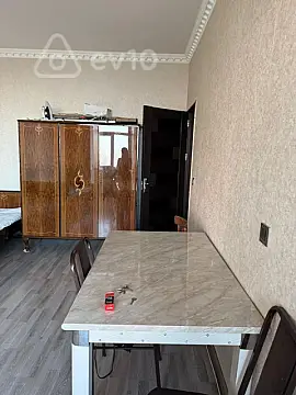 Satılır 1 otaqlı köhnə tikili 33 m²