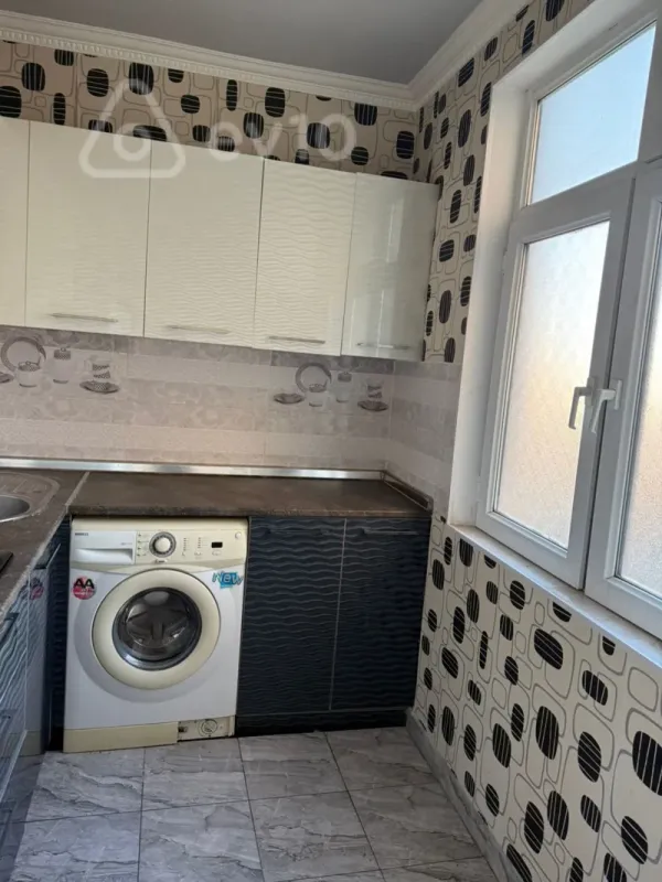 Satılır 1 otaqlı köhnə tikili 33 m²