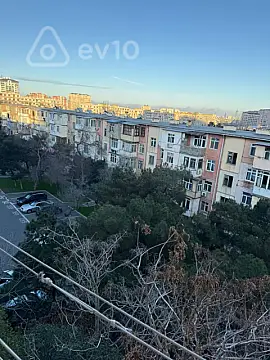 Satılır 1 otaqlı köhnə tikili 33 m²
