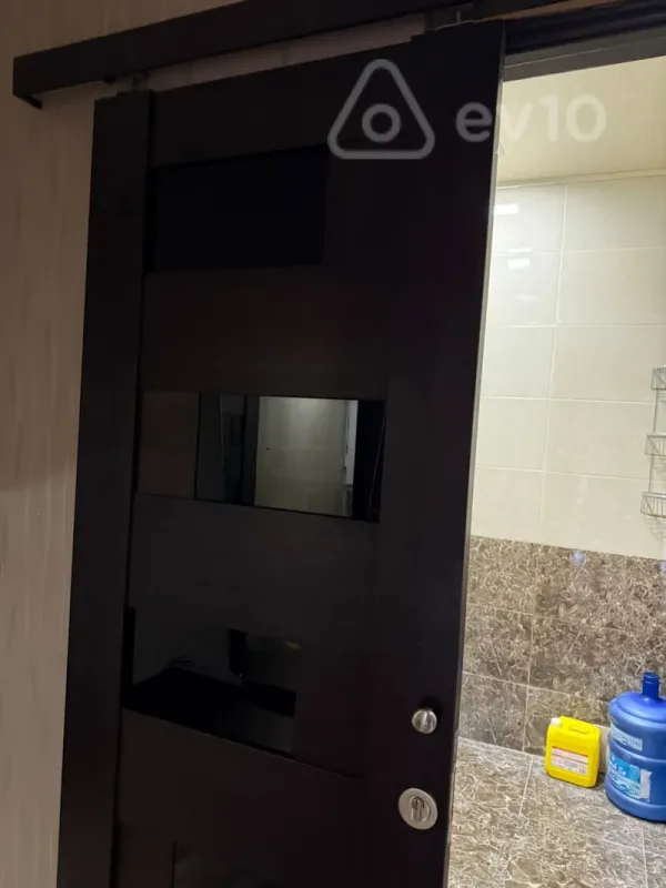 Satılır 1 otaqlı köhnə tikili 33 m²