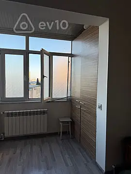 Satılır 1 otaqlı köhnə tikili 33 m² — Bakı, Nəsimi 1 otaq 33.00 m²