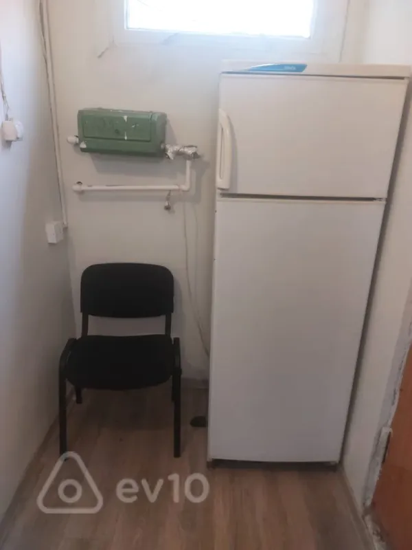 Kirayə verilir 2 otaqlı ofis 40 m²